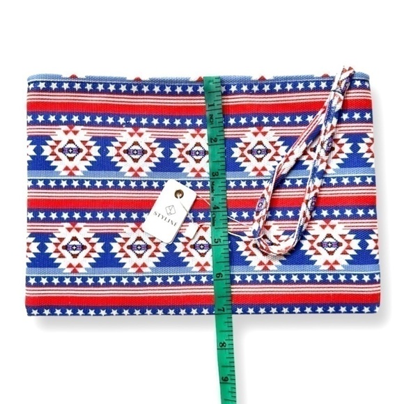 NWT Styline Aztec Print Americana Wristlet Bag Purse Zipper - Picture 6 of 6